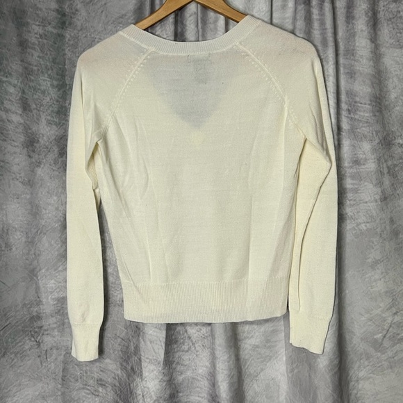 Wet Seal Lightweight Cream V-Neck Women's Sweater - size Medium - Picture 9 of 9